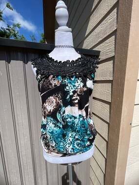 Perception Concepts Y2K Sleeveless Blouse Braided Neckline